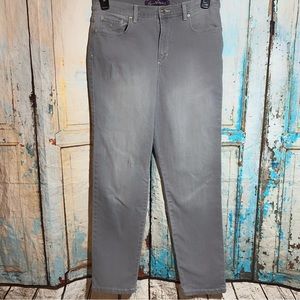 ⭐️3 for $11⭐️5 for$15⭐️Women's Amanda jeans by Gloria Vanderbilt